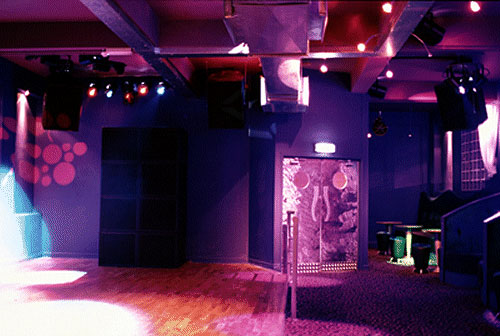 soundacademy1.jpg (47648 bytes)