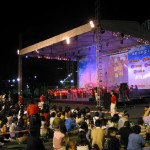 2003 擁抱香港 - 維園010